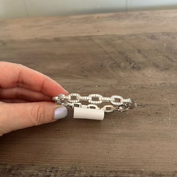 NWT Silver Rhinestone Bracelet - Picture 1 of 4